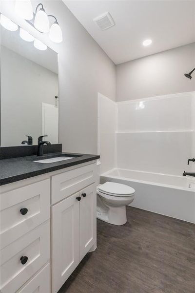 Furnished interior view inside a new home in , Abilene (Image 13).