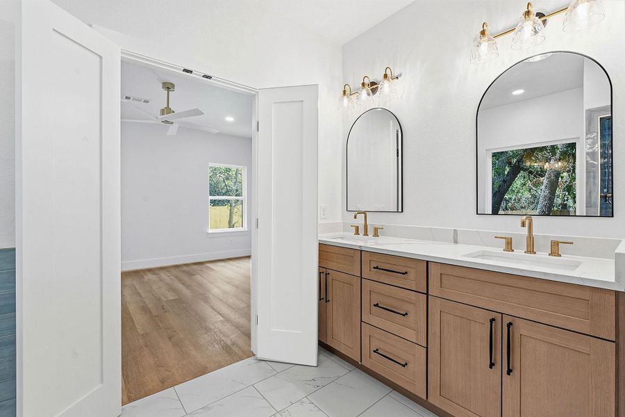 Furnished interior view inside a new home in , Wimberley (Image 7).