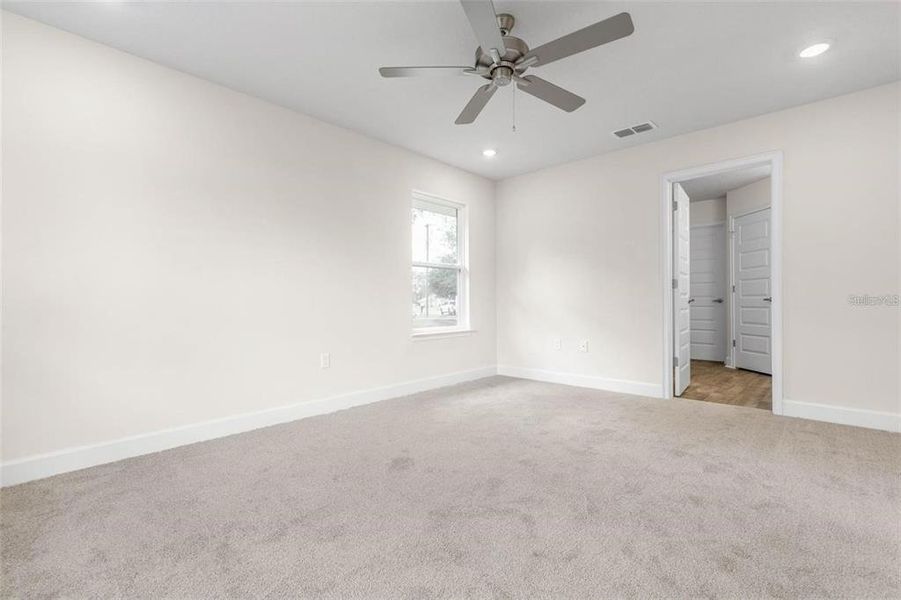 Spacious, unfurnished interior of a new home in , Palm Coast (Image 16).