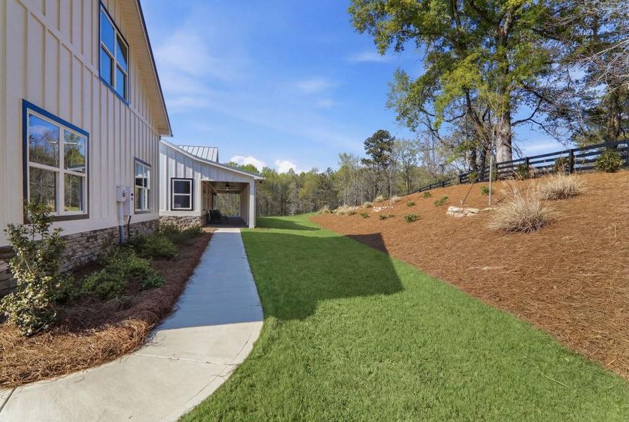 Exterior details and patio area of a home in , Senoia (Image 43).