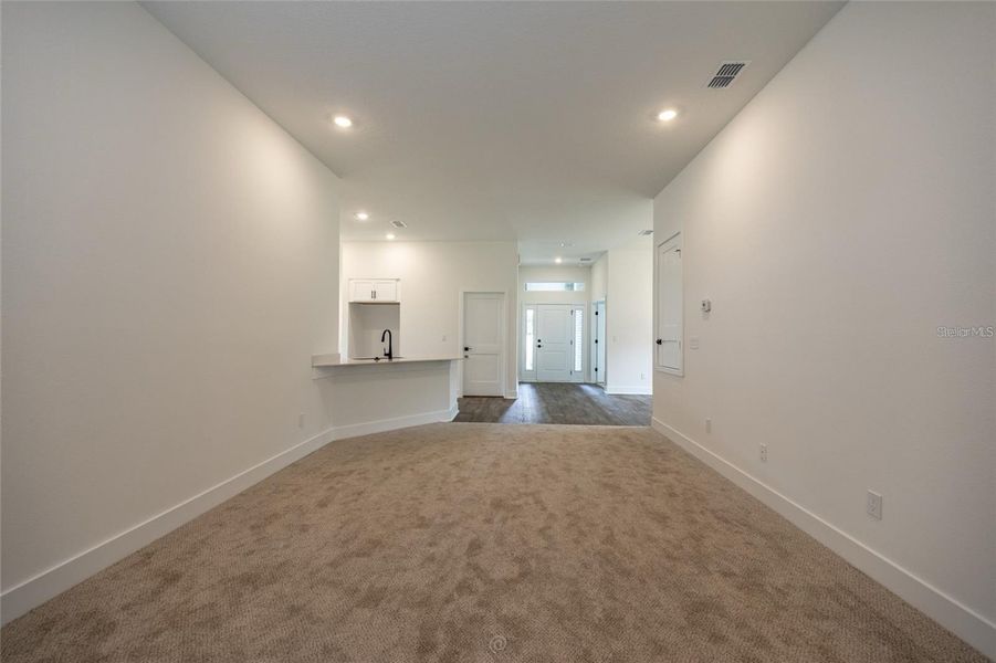 Spacious, unfurnished interior of a new home in Palm Coast, Palm Coast (Image 13).