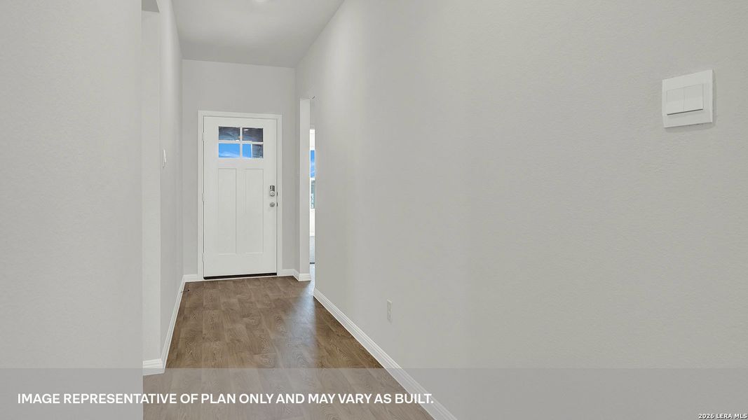 Spacious, unfurnished interior of a new home in Paramount, Kyle (Image 19).