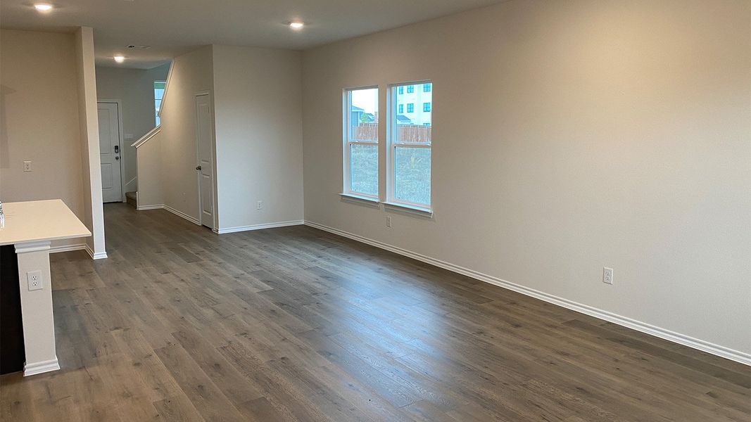 Spacious, unfurnished interior of a new home in Creeks at Burnett Trail, Canton (Image 12).