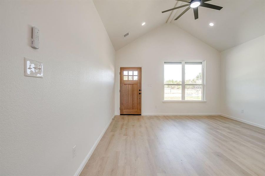 Spacious, unfurnished interior of a new home in , Granbury (Image 13). Spacious, unfurnished interior of a new home in , Granbury (Image 13).