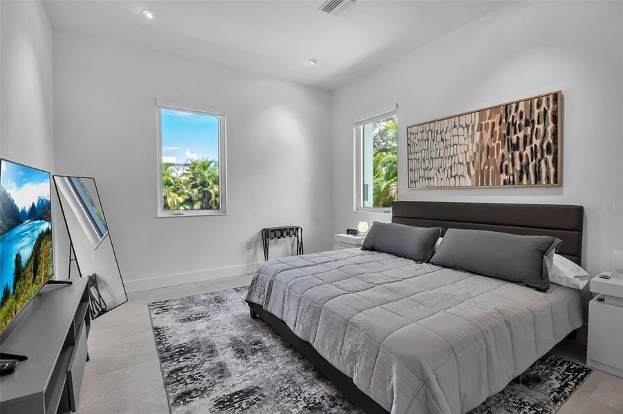 Furnished interior view inside a new home in , Sarasota (Image 8).