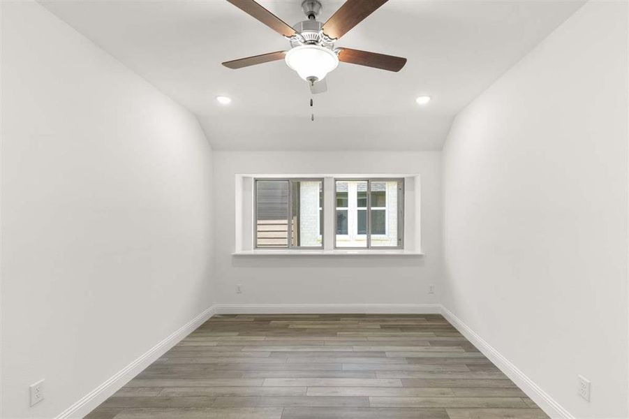 Addison II_08 Representative Photo