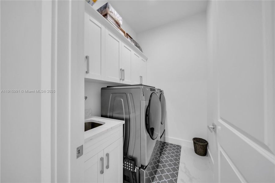 Furnished interior view inside a new home in , Lehigh Acres (Image 26).