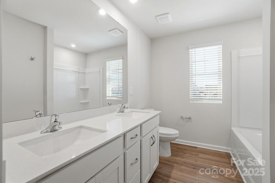 Full bath 2 upstairs