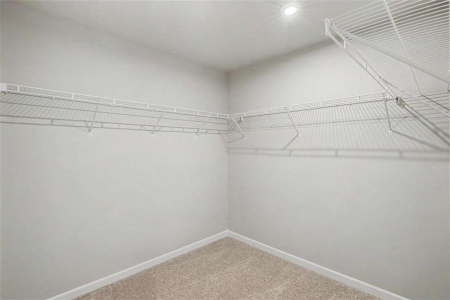 Spacious, unfurnished interior of a new home in The Reserve at Chapel Hill Phase II, Douglasville (Image 34).