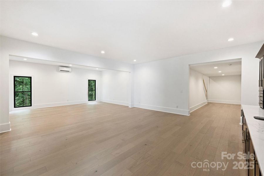 Spacious, unfurnished interior of a new home in , Charlotte (Image 31).