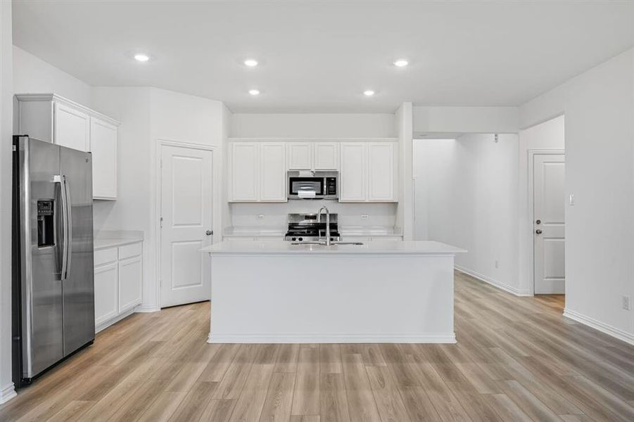 Furnished interior view inside a new home in River Ridge, Crandall (Image 11). Furnished interior view inside a new home in River Ridge, Crandall (Image 11).