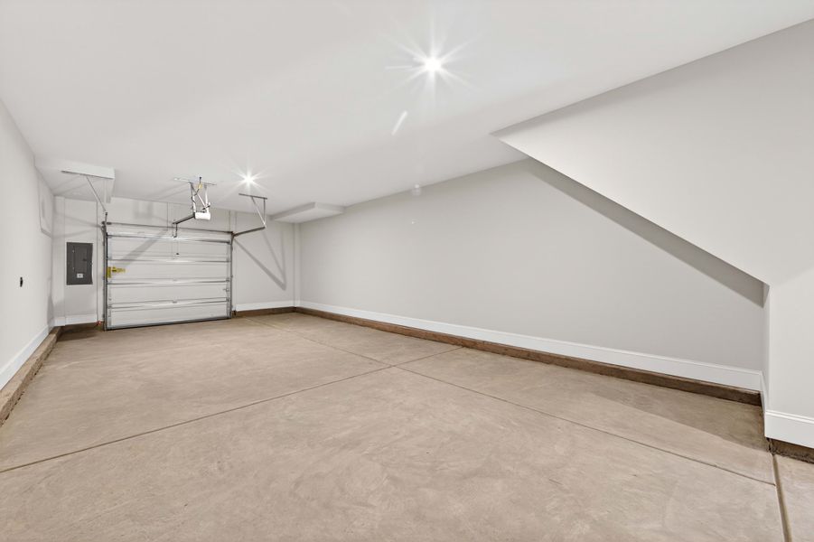 Spacious, unfurnished interior of a new home in Old Town Village, Waxhaw (Image 36). Spacious, unfurnished interior of a new home in Old Town Village, Waxhaw (Image 36).
