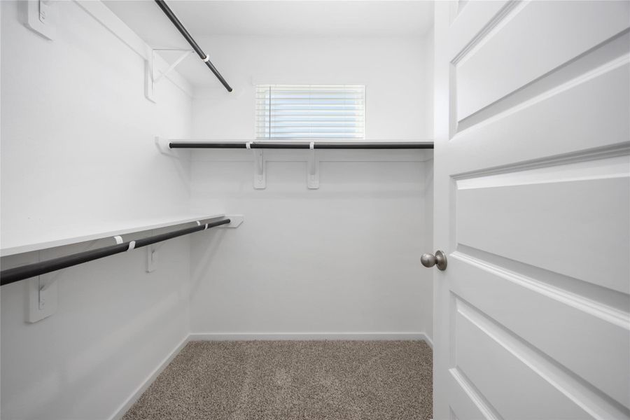 Spacious, unfurnished interior of a new home in Legacy Village, Houston (Image 19).