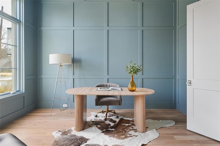 Furnished interior view inside a new home in , Dallas (Image 15). Furnished interior view inside a new home in , Dallas (Image 15).