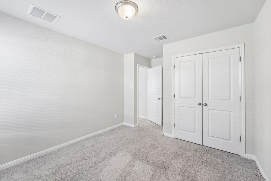 Spacious, unfurnished interior of a new home in Waterstone Crossing, Kyle (Image 30).