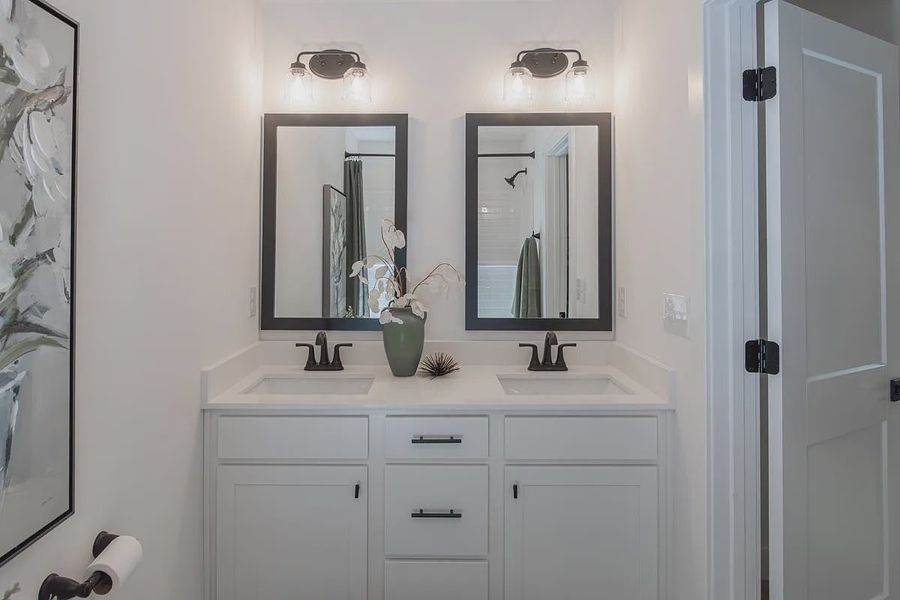 Representative furnished interior of a home built from the 1557 Townhome by Adams Homes in Parkstone Place Townhomes, Roebuck (Image 17).