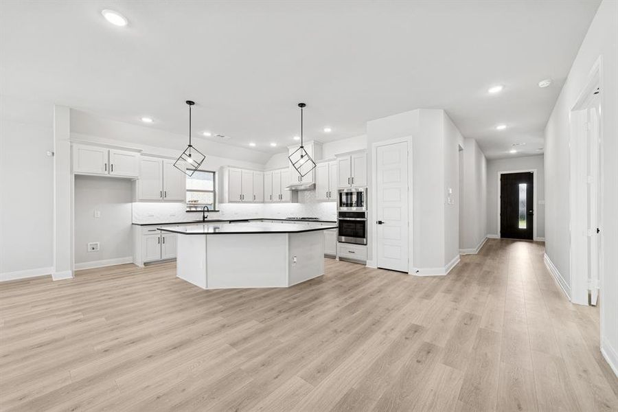 Image 34 of a home in Mantua Point Classics. Image 34 of a home in Mantua Point Classics.