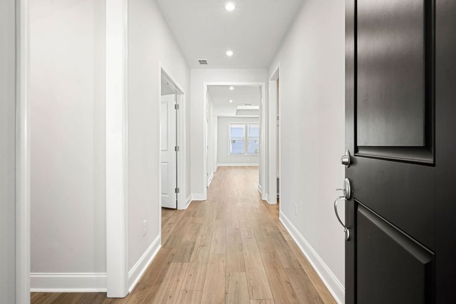 Spacious, unfurnished interior of a new home in Midpoint at New Riverside, Bluffton (Image 19).