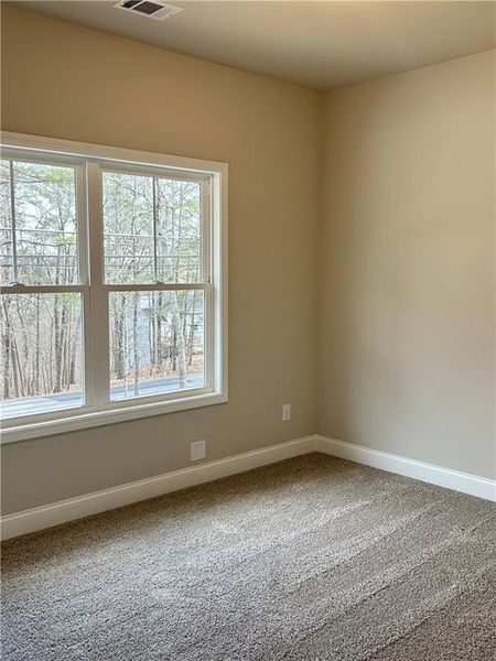 Spacious, unfurnished interior of a new home in , Waleska (Image 10).