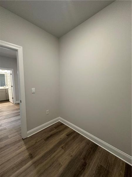 Spacious, unfurnished interior of a new home in Mirror Lake at South Harbour, Villa Rica (Image 20).