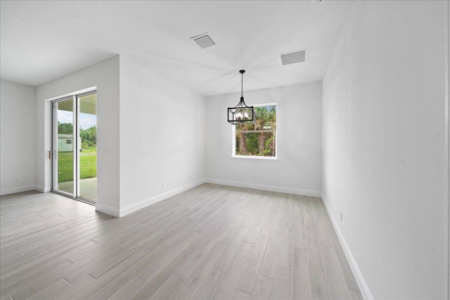 Spacious, unfurnished interior of a new home in , Fort Pierce (Image 24).