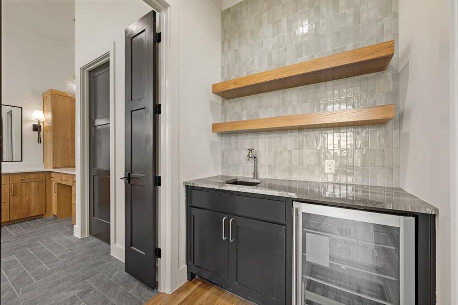 Furnished interior view inside a new home in Montclair, Prosper (Image 6).