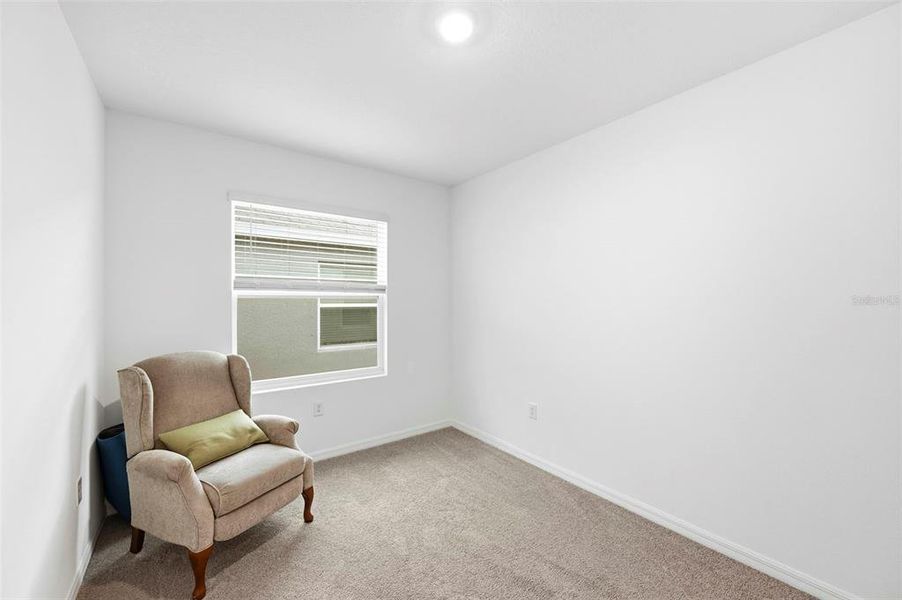 Furnished interior view inside a new home in , Apollo Beach (Image 10).