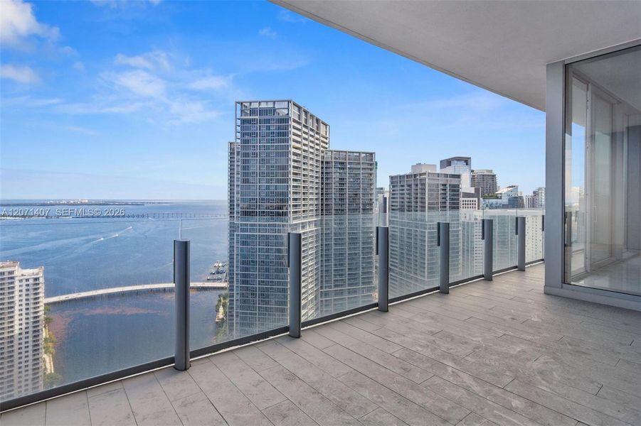 Condo located in Miami, FL showcasing its design and architecture (Image 3). Condo located in Miami, FL showcasing its design and architecture (Image 3).