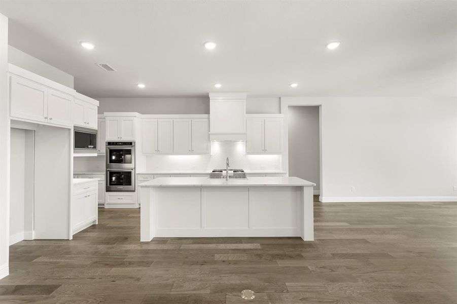 12. 3208 Patterson - Kitchen