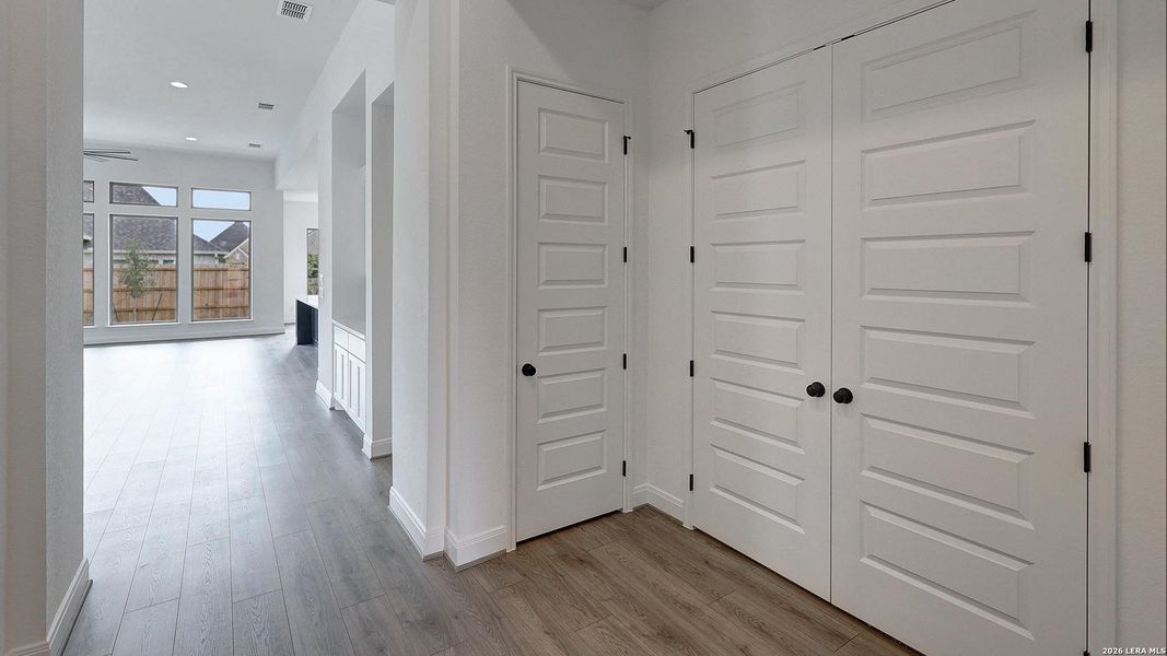Spacious, unfurnished interior of a new home in Kallison Ranch, San Antonio (Image 22). Spacious, unfurnished interior of a new home in Kallison Ranch, San Antonio (Image 22).