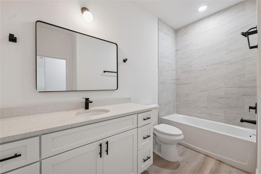 Furnished interior view inside a new home in , Ocala (Image 9).