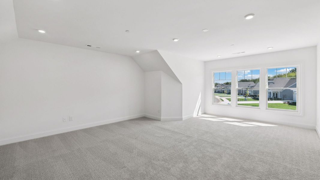 Spacious, unfurnished interior of a new home in The Courtyards at Stewarts Creek, Smyrna (Image 28).