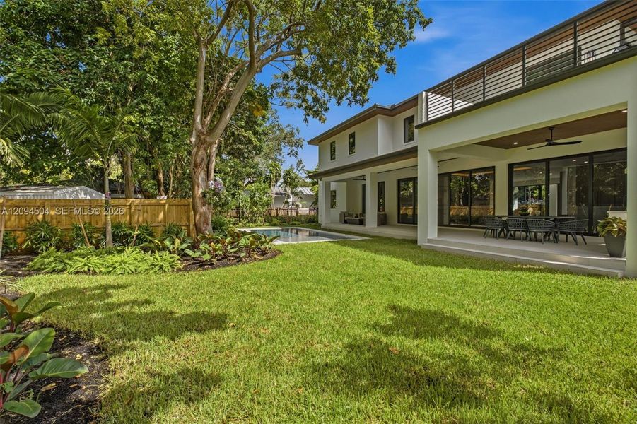 Exterior details and patio area of a home in , South Miami (Image 36).