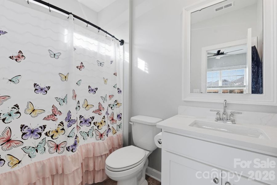 Main Level Guest En-Suite Bathroom