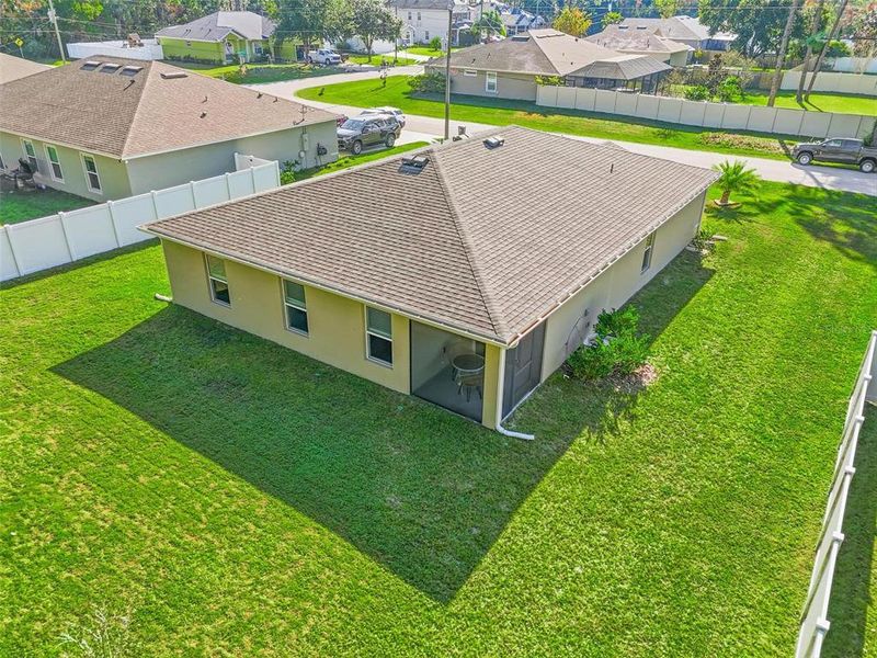 Exterior details and patio area of a home in , Palm Coast (Image 3).