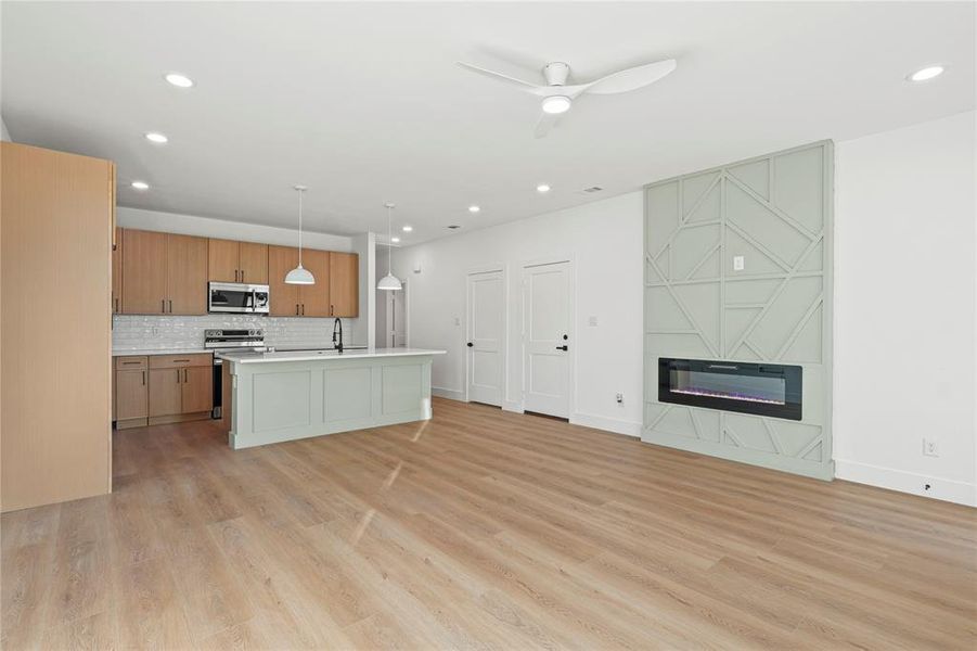 Image 22 of a home in .