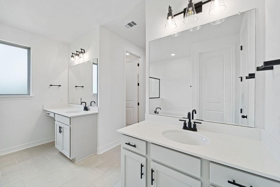 Furnished interior view inside a new home in Oakwood Estates, Waller (Image 6).