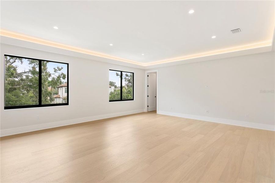 Spacious, unfurnished interior of a new home in , Tampa (Image 34). Spacious, unfurnished interior of a new home in , Tampa (Image 34).