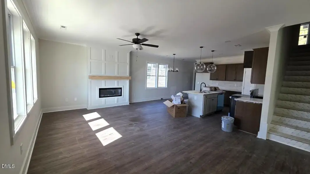 Lot 154 Surrey (3) (Medium)