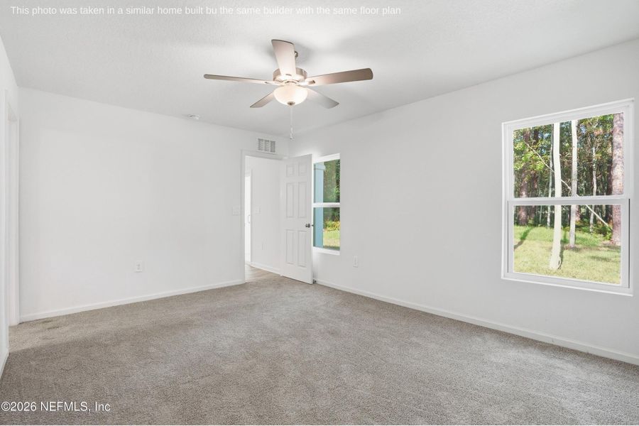 Spacious, unfurnished interior of a new home in , Green Cove Springs (Image 21).
