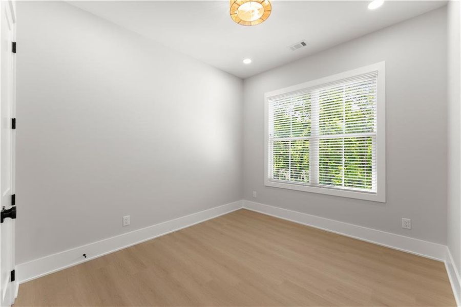 Spacious, unfurnished interior of a new home in , Flowery Branch (Image 30).