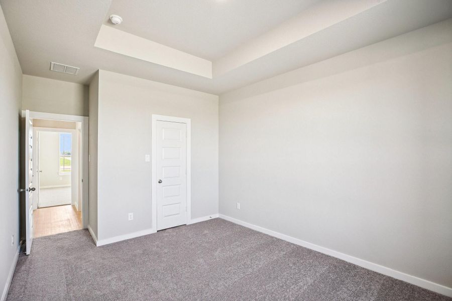 Spacious, unfurnished interior of a new home in Southfork Ranch, Sealy (Image 19).