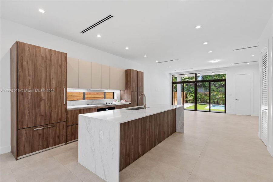 Image 53 of a home in .