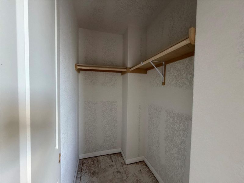 Spacious, unfurnished interior of a new home in Willow Springs, Buda (Image 5). Spacious, unfurnished interior of a new home in Willow Springs, Buda (Image 5).