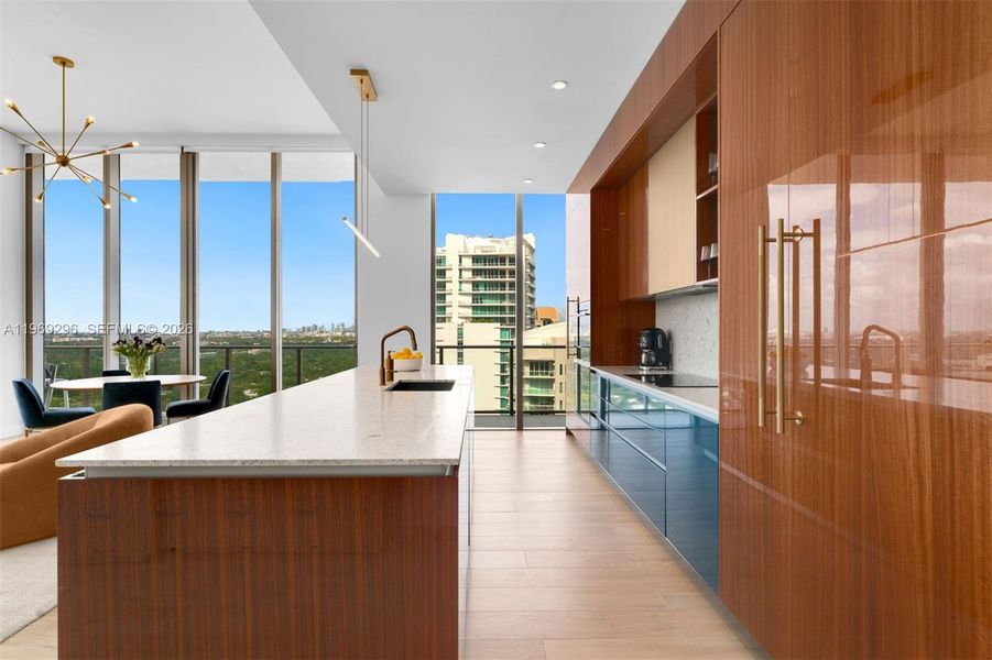 Community amenities in , Miami (Image 36).