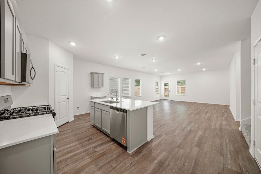 Furnished interior view inside a new home in Grand Pines, Magnolia (Image 4). Furnished interior view inside a new home in Grand Pines, Magnolia (Image 4).