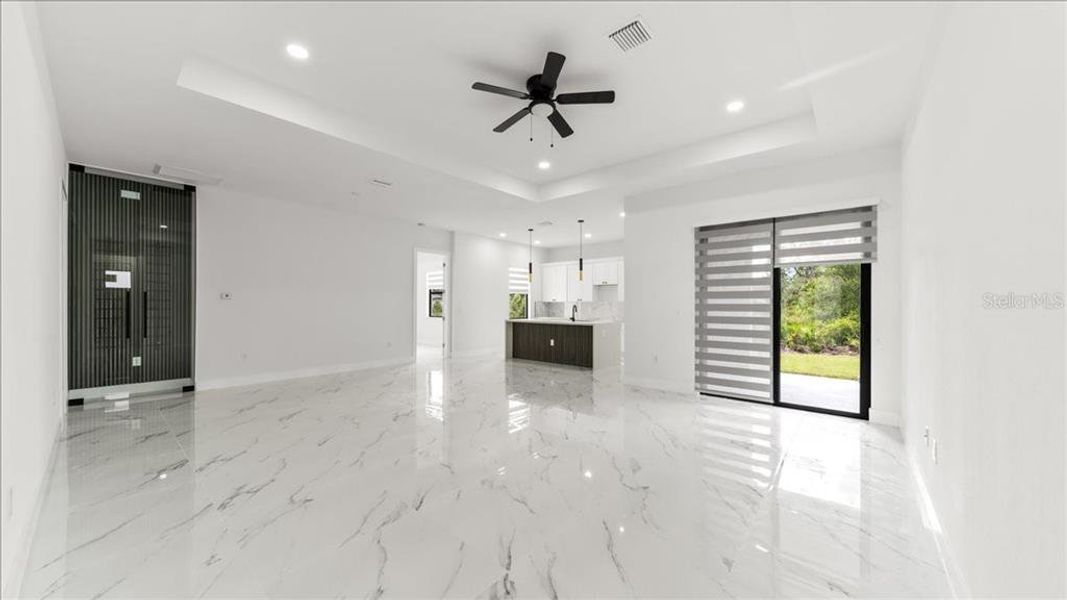 Spacious, unfurnished interior of a new home in , Lehigh Acres (Image 21).