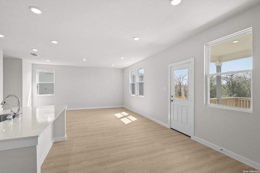 Spacious, unfurnished interior of a new home in Summerlin, San Antonio (Image 32). Spacious, unfurnished interior of a new home in Summerlin, San Antonio (Image 32).