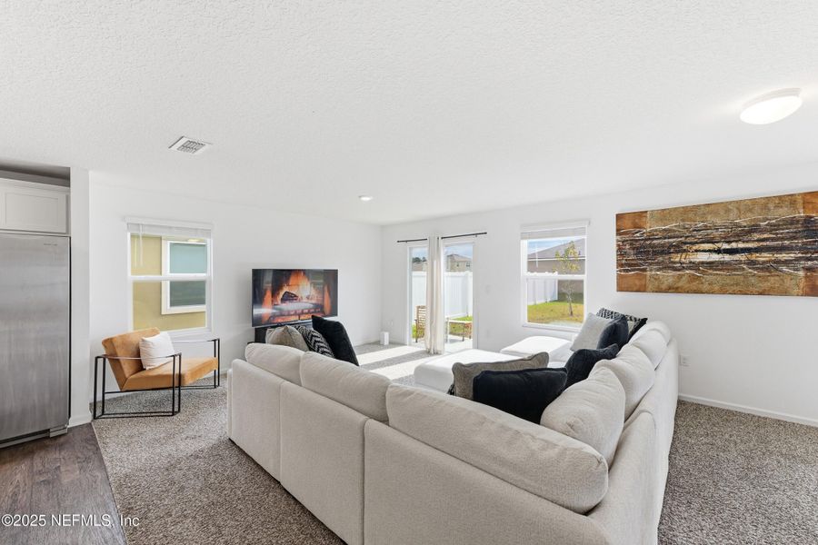 Furnished interior view inside a new home in Cross Creek Express, Green Cove Springs (Image 18). Furnished interior view inside a new home in Cross Creek Express, Green Cove Springs (Image 18).