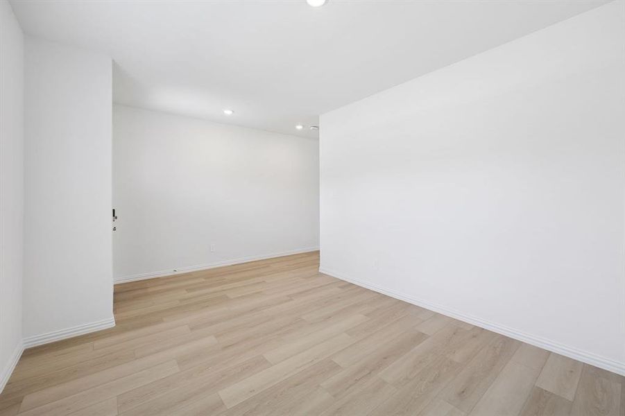 Photo is not of the actual home, but is an inspirational photo of builder’s model home and may depict options, furnishings, and/or decorator features that are not included. Photo is not of the actual home, but is an inspirational photo of builder’s model home and may depict options, furnishings, and/or decorator features that are not included.